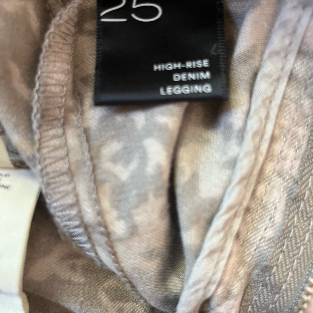 Anthropologie Pilcro Velvet Print Jeans NEW - Picture 9 of 13